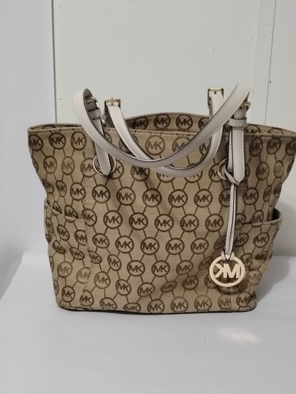 Michael‎ Kors Jet Set Monogram Beige Canvas MK Logo Tote with Light Trim